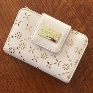 Nanette lepore wallet